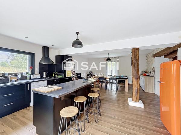 Maison en moellons de 121 m² entièrement rénovée à la campagne