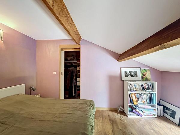 Maison en moellons de 121 m² entièrement rénovée à la campagne