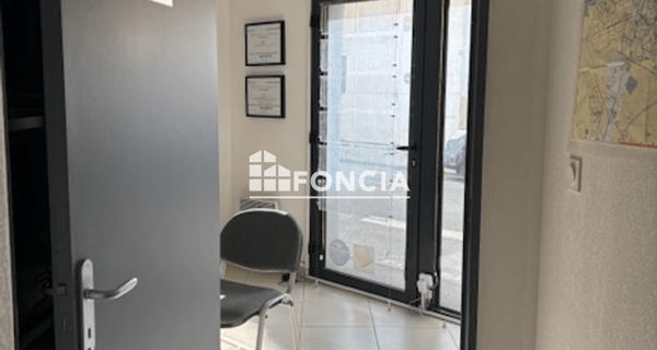 À vendre Local commercial 29.86 m² - Narbonne 11100
