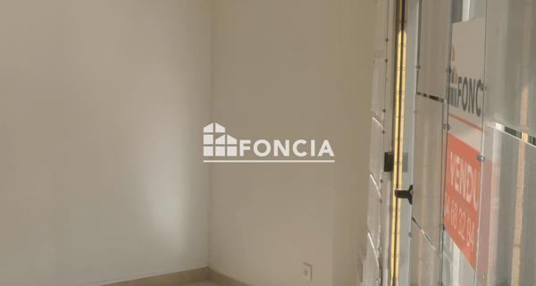 À vendre Local commercial 29.86 m² - Narbonne 11100