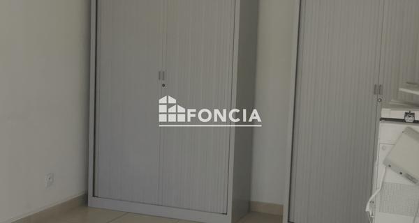 À vendre Local commercial 29.86 m² - Narbonne 11100