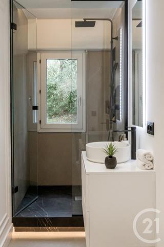 Appartement T2 à vendre  2 pièces - 38 m2 ST RAPHAEL - 83