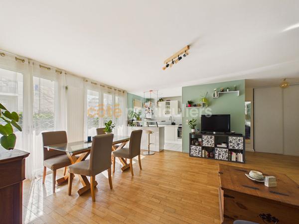 Vente Appartement64 m² - 3 Pièces - BORDEAUX (33100)