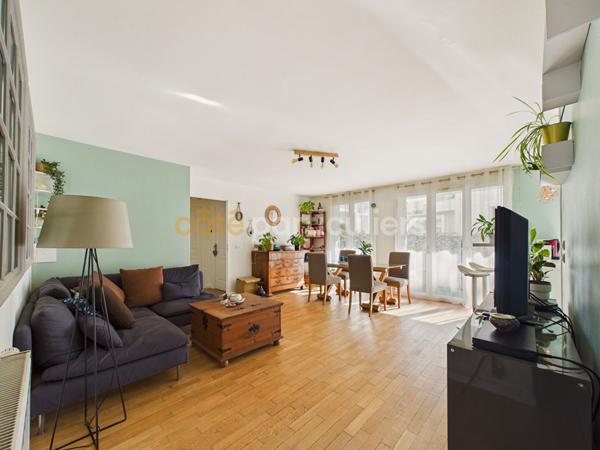 Vente Appartement64 m² - 3 Pièces - BORDEAUX (33100)