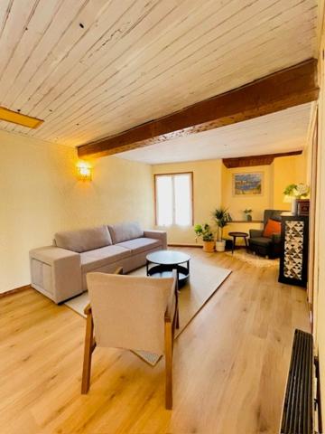 Maison 5 pièce(s) 3 chambre(s) 99 m²