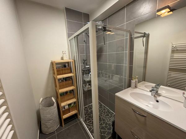 Appartement à vendre 3 pièces ARTIGUELOUVE (64)