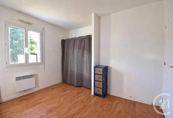 Maison à vendre  4 pièces - 108 m 2   LOUVIGNE  - 53