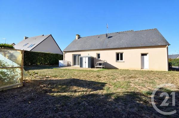 Maison à vendre  4 pièces - 108 m 2   LOUVIGNE  - 53