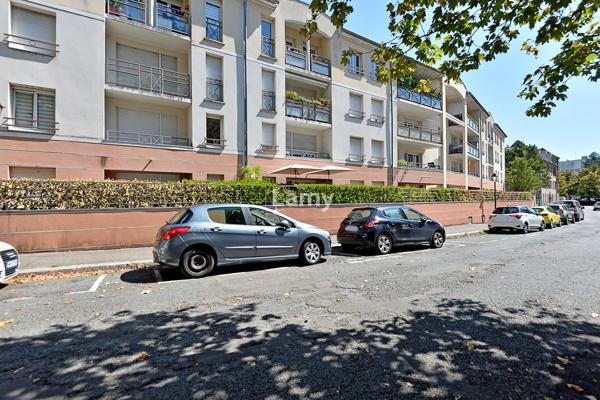 Mulhouse f5 125m² dernier étage terrasse garage parking caves