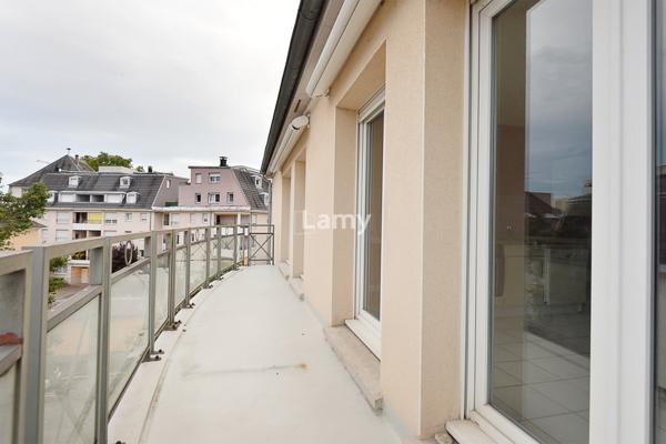 Mulhouse f5 125m² dernier étage terrasse garage parking caves