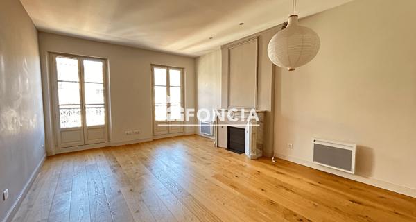 Location Appartement 3 pièces 58.5 m² - Toulon 83000