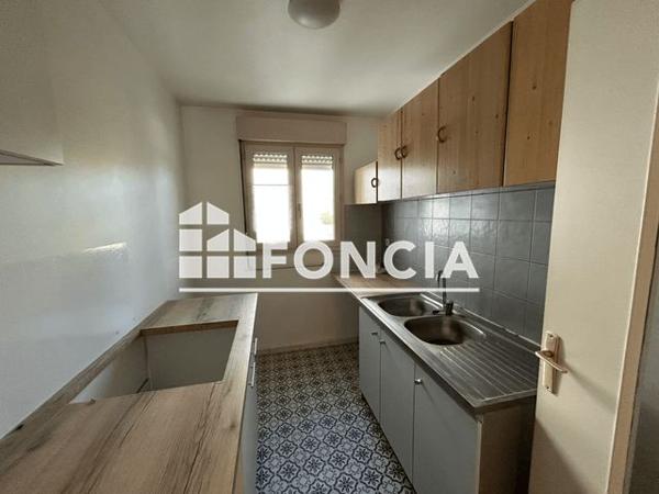 Location Appartement 3 pièces 55.2 m² - 15 A AVENUE SAINT PIERRE Le Plessis Trevise 94420