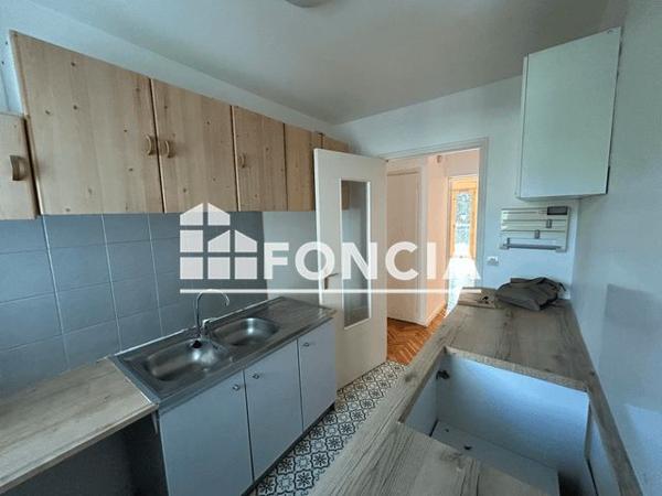 Location Appartement 3 pièces 55.2 m² - 15 A AVENUE SAINT PIERRE Le Plessis Trevise 94420