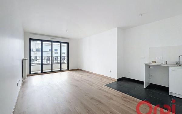 Appartement à louer    3 pièces • 74,80 m2 Clamart