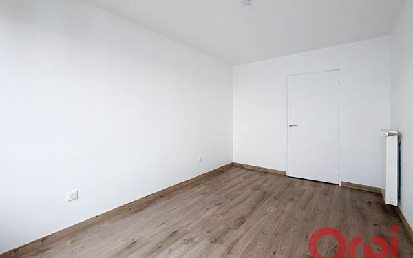 Appartement à louer    3 pièces • 74,80 m2 Clamart