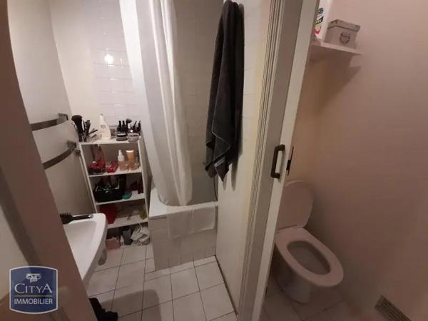 Appartement à louer 2 pièces 30m² Blois (41000)