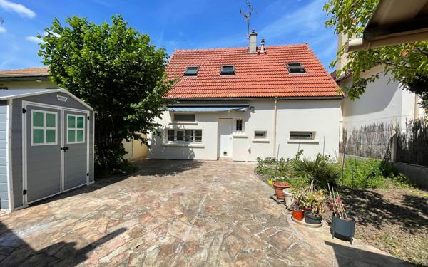 Maison à vendre    3 pièces • 80 m2 Igny