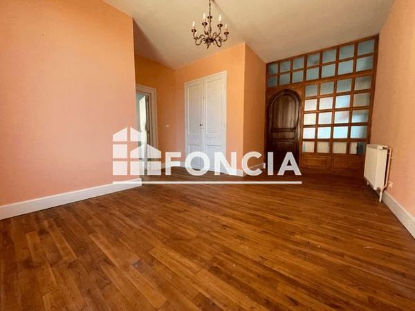 Location Appartement 3 pièces 63.37 m² - 25 AVE DE LATTRE DE TASSIGNY Villeneuve Sur Lot 47300