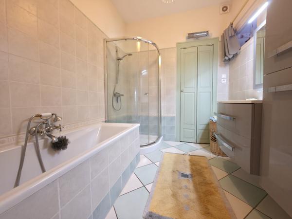 Maison 9 pièces - 280 m²