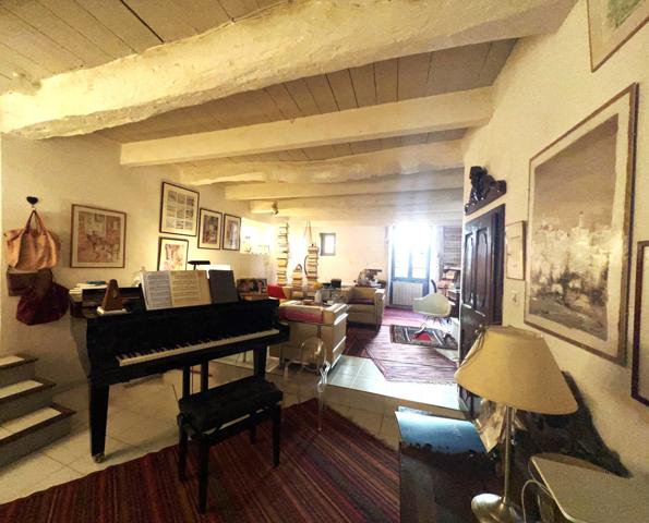 Maison de village avec Chambre d'hote et commerce - Lourmarin - Réf. 289