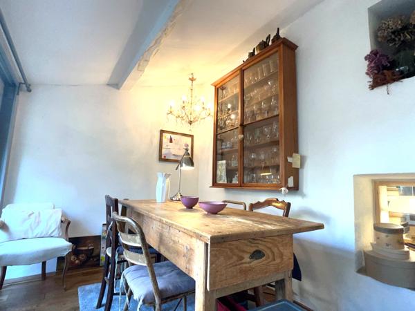 Maison de village avec Chambre d'hote et commerce - Lourmarin - Réf. 289