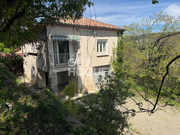 AUBENAS - Vue Dégagée avec Terrain constructible.