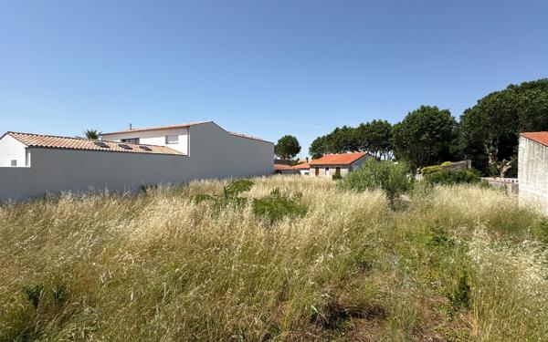 Terrain à vendre