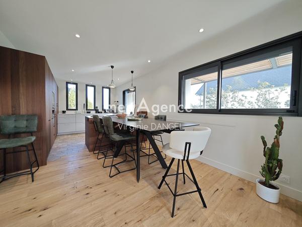 Maison à ELVEN, 56250 - 5 pièces 126m²