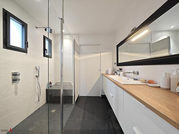 Maison à ELVEN, 56250 - 5 pièces 126m²