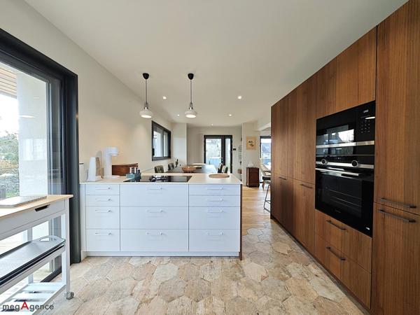 Maison à ELVEN, 56250 - 5 pièces 126m²