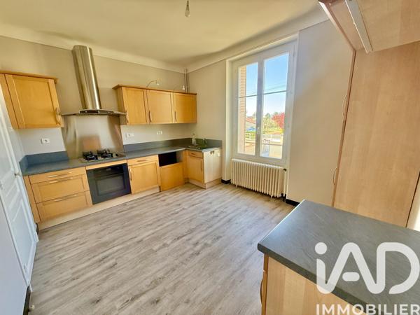 Maison à vendre 5 pièces 105 m² Cosne-Cours-sur-Loire