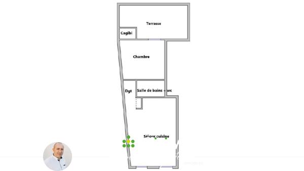 Appartement
         2 pièces
        - 42 m² 75 000 € *
