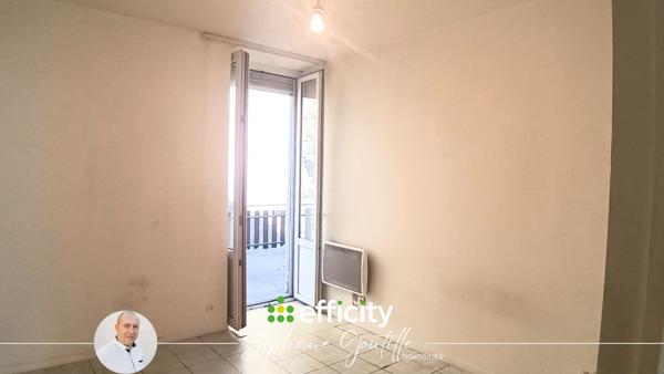 Appartement
         2 pièces
        - 42 m² 75 000 € *