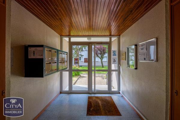 Appartement à vendre 2 pièces 44.46m² Saint-Jean-de-la-Ruelle (45140)