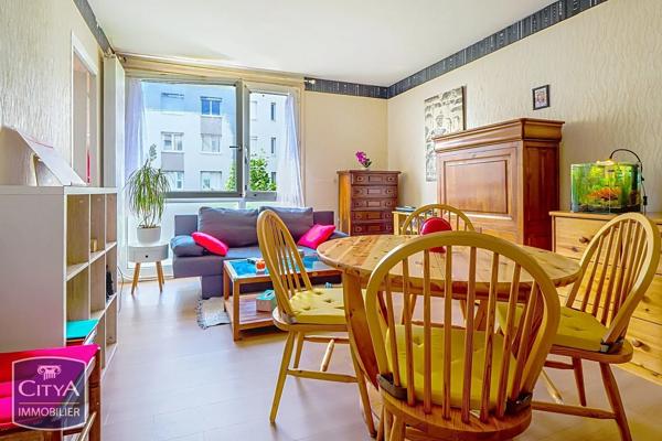 Appartement à vendre 2 pièces 44.46m² Saint-Jean-de-la-Ruelle (45140)