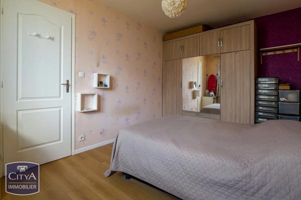 Appartement à vendre 2 pièces 44.46m² Saint-Jean-de-la-Ruelle (45140)