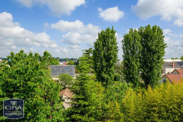 Appartement à vendre 2 pièces 44.46m² Saint-Jean-de-la-Ruelle (45140)