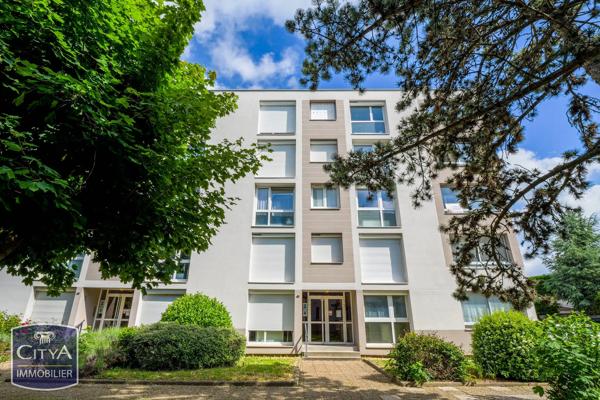 Appartement à vendre 2 pièces 44.46m² Saint-Jean-de-la-Ruelle (45140)