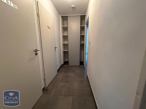 Appartement à louer 2 pièces 47.9m² Montpellier (34070)