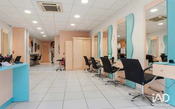 Boutique/Local commercial à vendre 60 m² Paris 10