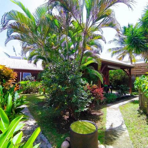 Maison 13 pièces ou gites capacité 26 personnes à vendre SAINTE ANNE (971)? piscine, jardin tropical