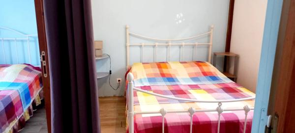 Maison 13 pièces ou gites capacité 26 personnes à vendre SAINTE ANNE (971)? piscine, jardin tropical