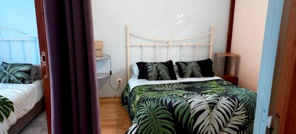 Maison 13 pièces ou gites capacité 26 personnes à vendre SAINTE ANNE (971)? piscine, jardin tropical