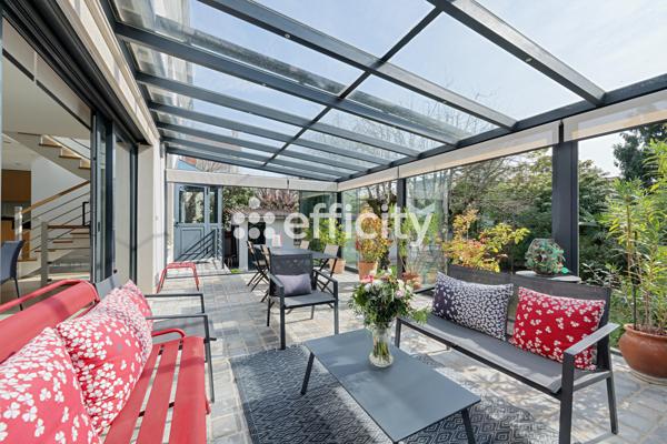 Maison 7 pièces - 230 m² Bien prestige