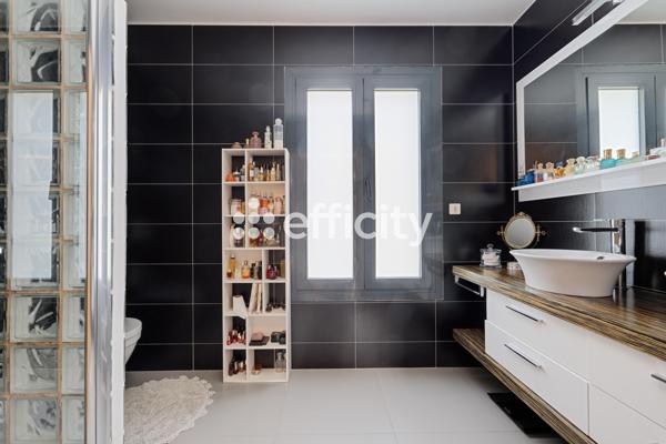 Maison 7 pièces - 230 m² Bien prestige