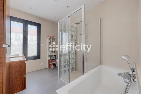 Maison 7 pièces - 230 m² Bien prestige