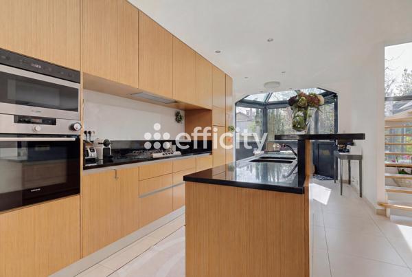 Maison 7 pièces - 230 m² Bien prestige