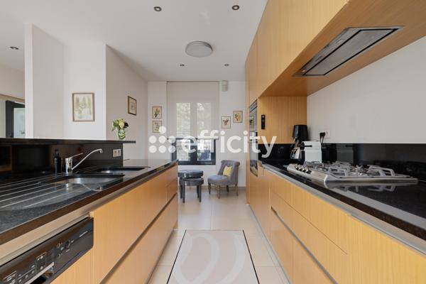 Maison 7 pièces - 230 m² Bien prestige