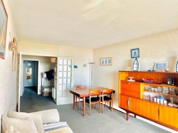 LA BAULE-APPARTEMENT T2-POSSIBILITÉ T3-FACE MER- TERRASSE-1 PARKING INTÉRIEUR ET 1 PARKING EXTÉRIEUR-