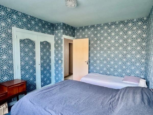 LA BAULE-APPARTEMENT T2-POSSIBILITÉ T3-FACE MER- TERRASSE-1 PARKING INTÉRIEUR ET 1 PARKING EXTÉRIEUR-